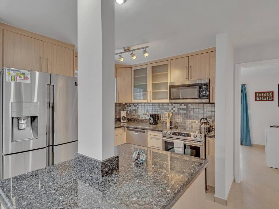 Supervilla - Lakefront - Sunsets, Kayaks, Grill Fort Lauderdale Kültér fotó